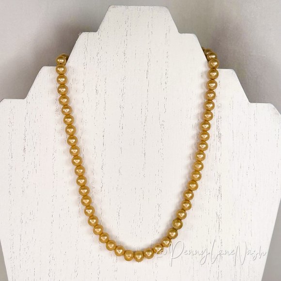 Vintage Jewelry - Vintage Cream Single Pearl Beaded Necklace